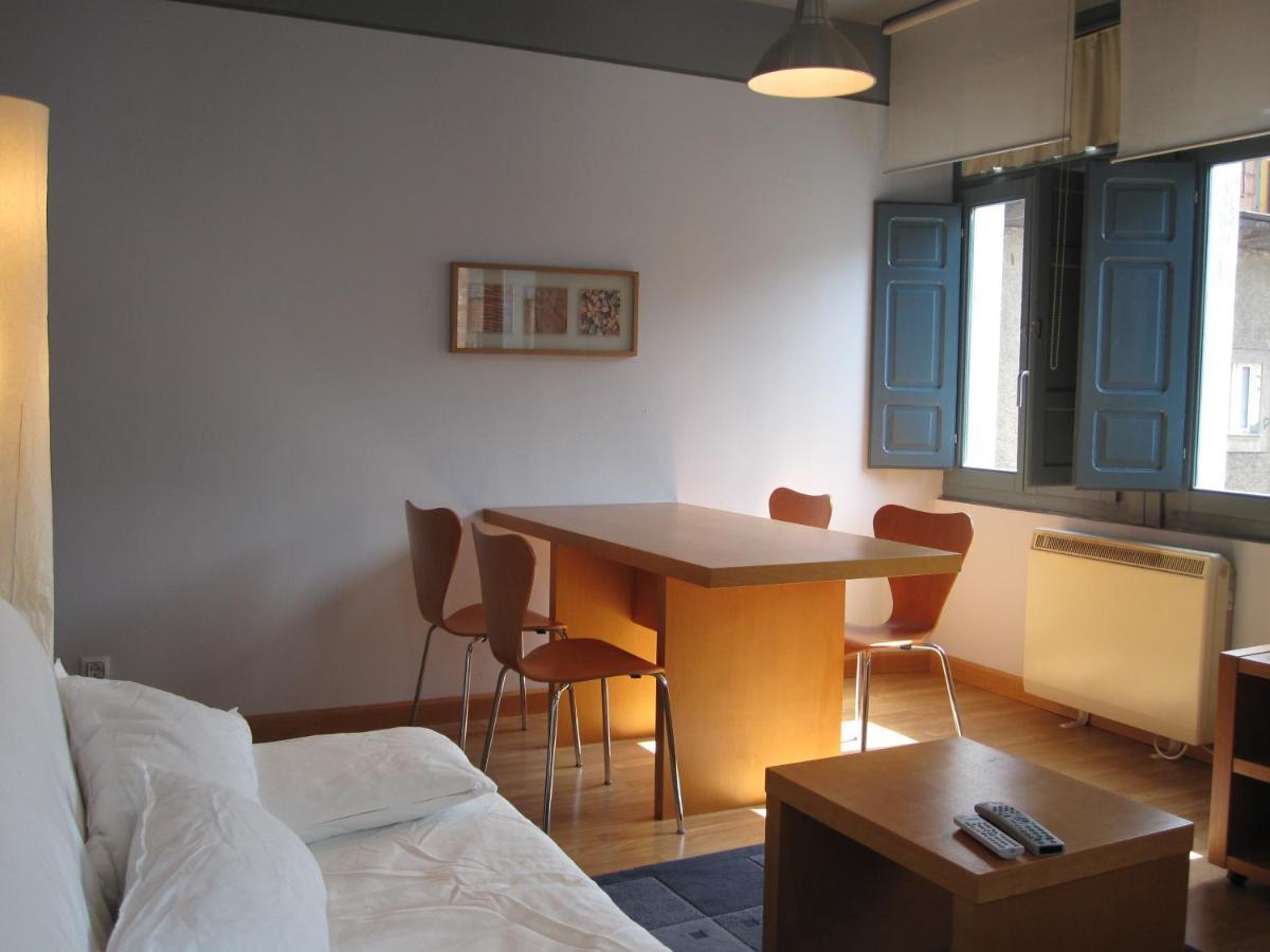 Apartamentos Legazpi Cangas De Narcea Eksteriør bilde